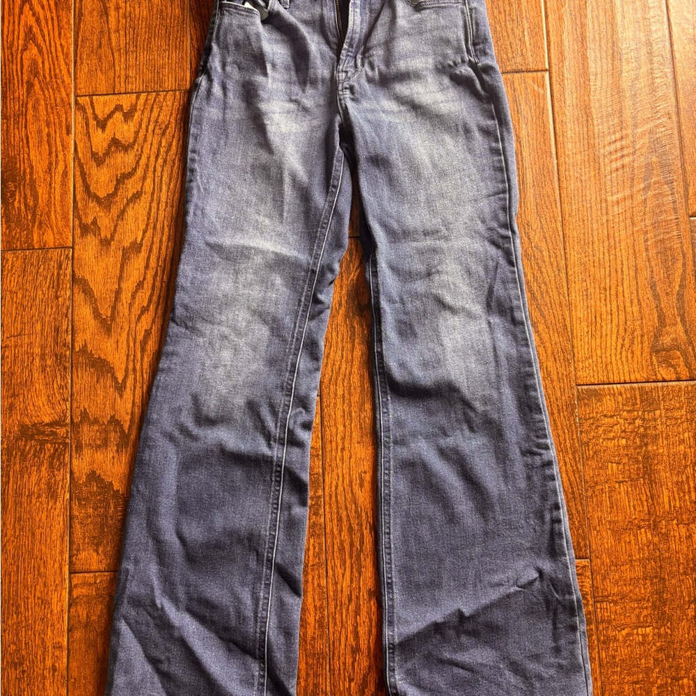 Old Navy Women's Flare Jeans in Deep Blue